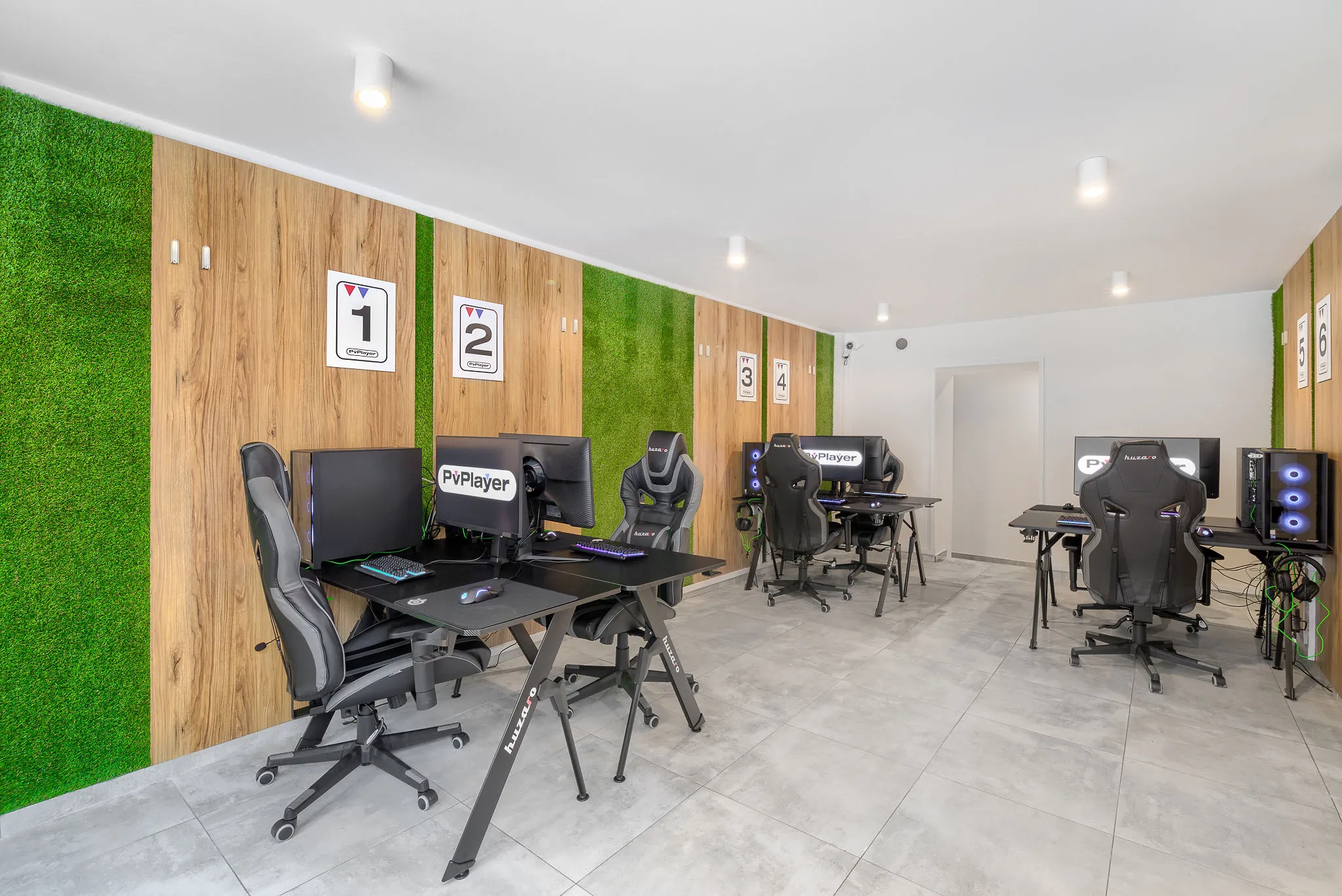 PvPlayer kafejka gamingowa Poznan - 1